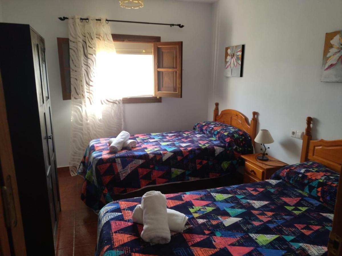 Casa El Pino Guest House Cortes de la Frontera Ngoại thất bức ảnh