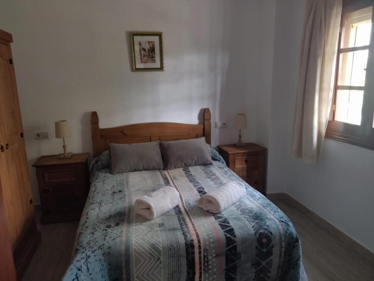 Casa El Pino Guest House Cortes de la Frontera Ngoại thất bức ảnh