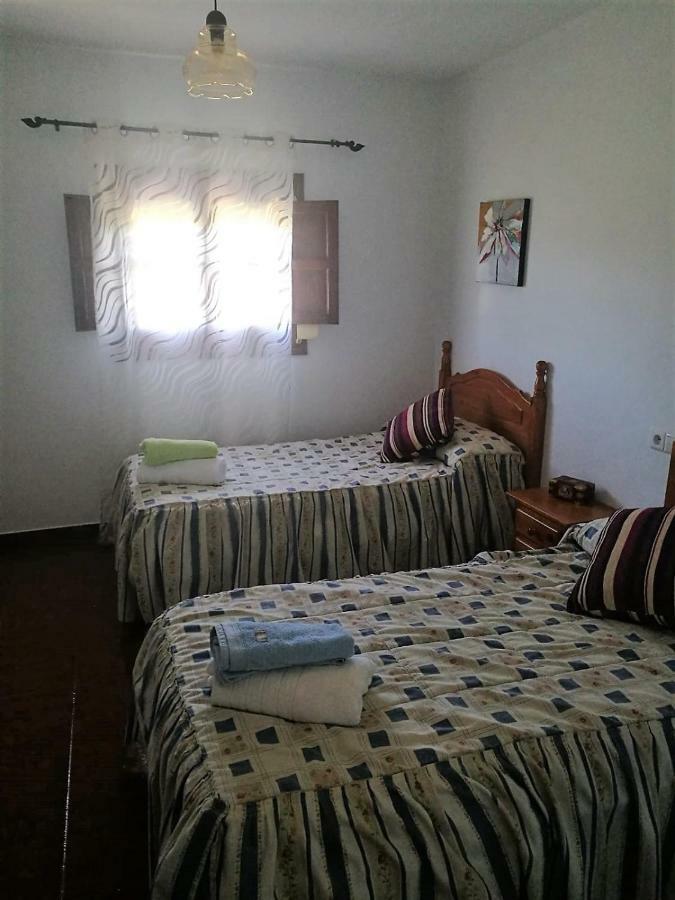 Casa El Pino Guest House Cortes de la Frontera Ngoại thất bức ảnh